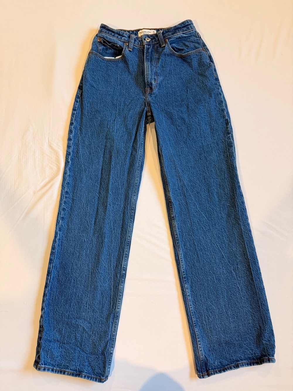 Abercrombie & Fitch - 90s Relaxed High Rise Curve Love Jeans - Size 26R